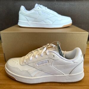 Reebok Court Advance Size 5